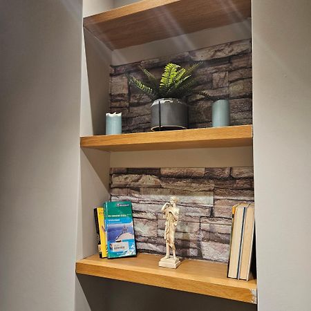 A Place 4 U Under Acropolis Apartment Athena Bagian luar foto